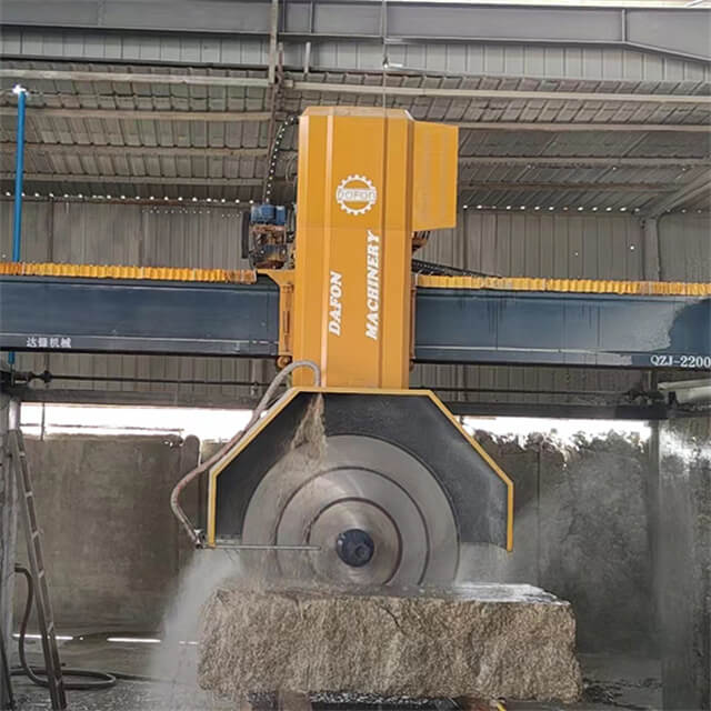 Advantages and Production Process of Rock Cutting Machines